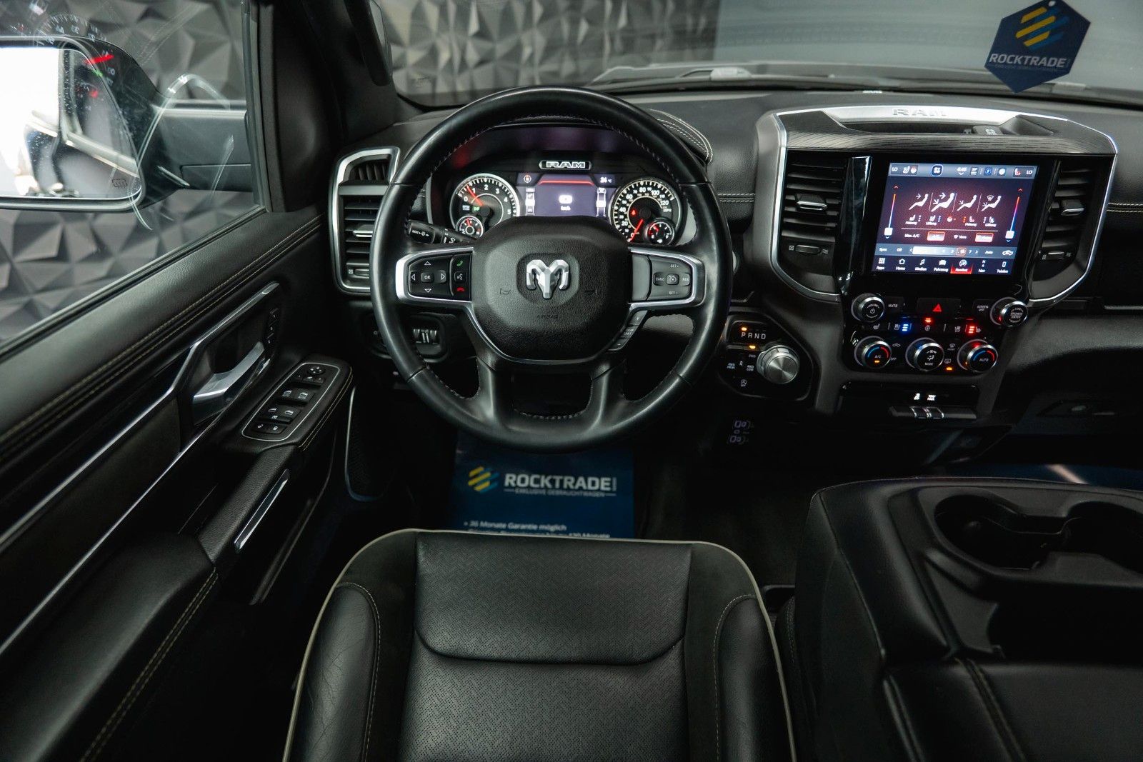 Fahrzeugabbildung Dodge RAM 5.7 V8 HEMI 4x4 LARAMIE Offroad Night LED