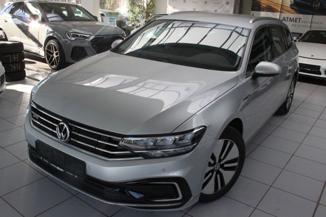 Volkswagen Passat Variant GTE/DSG/ACC/LED/NAVI/STZHZ/PDC/AL