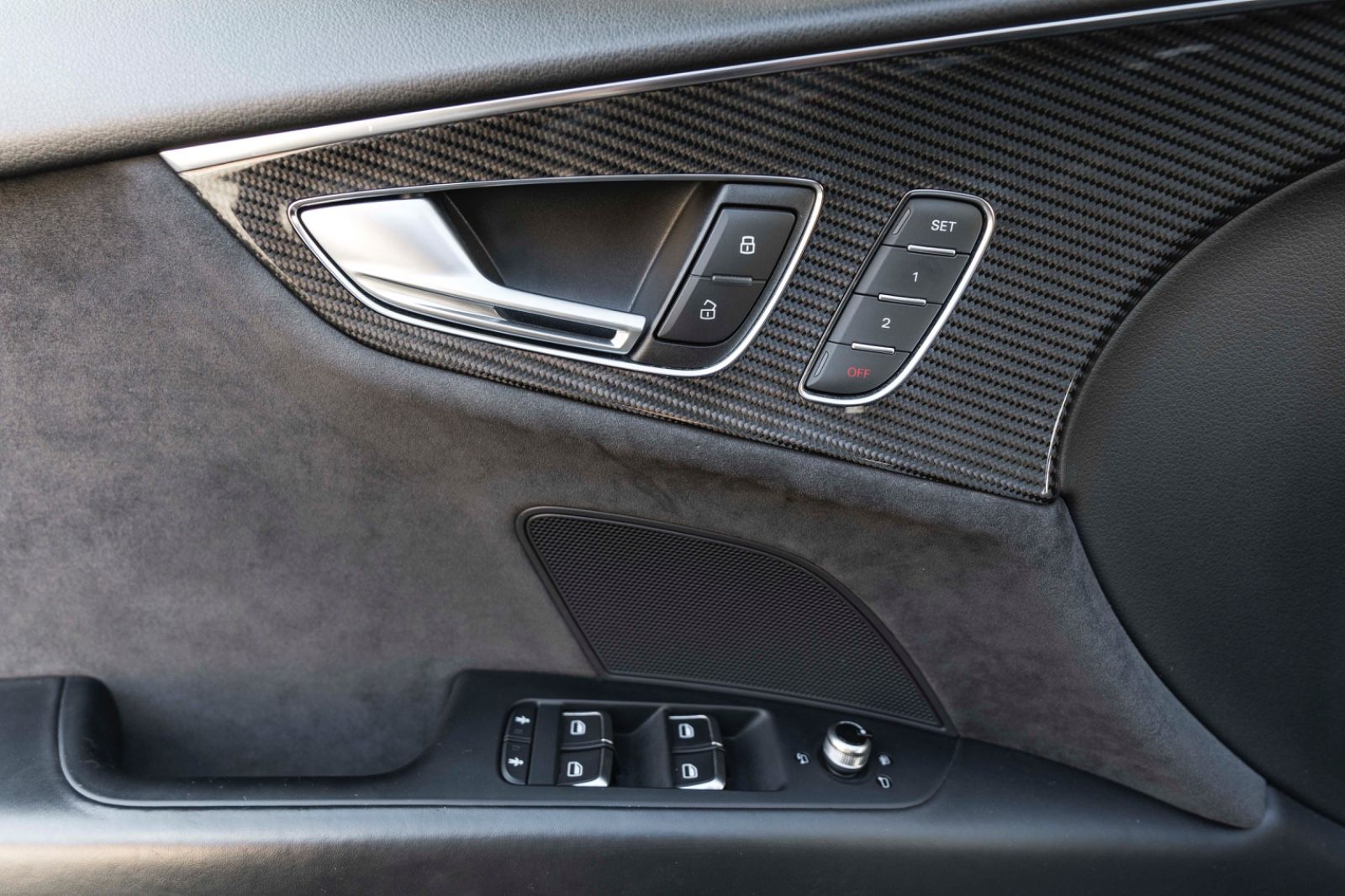 Fahrzeugabbildung Audi RS7 4.0 TFSI quattro PERFORMANCE BOSE HUD KAM