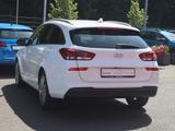 Hyundai i30 cw 1.4 T-GDI Passion LED Navi DAB Kamera Tem - Hyundai i30: Weiß