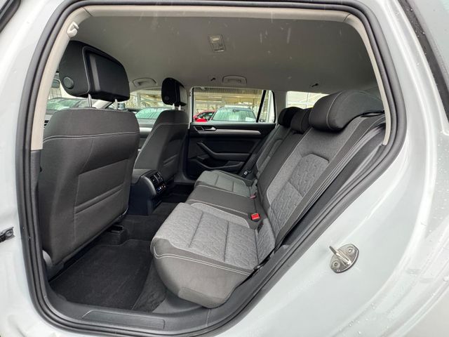 Passat Variant 2.0 TDI DSG Business AHK/NAV /RFK