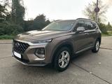 Hyundai Grand Santa Fe Premium SUV, 7 Sitzer - Hyundai Grand Santa Fe: Premium