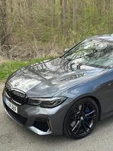 BMW M340i xDrive Limousine | 374PS | M Sport | L - graue BMW M340i