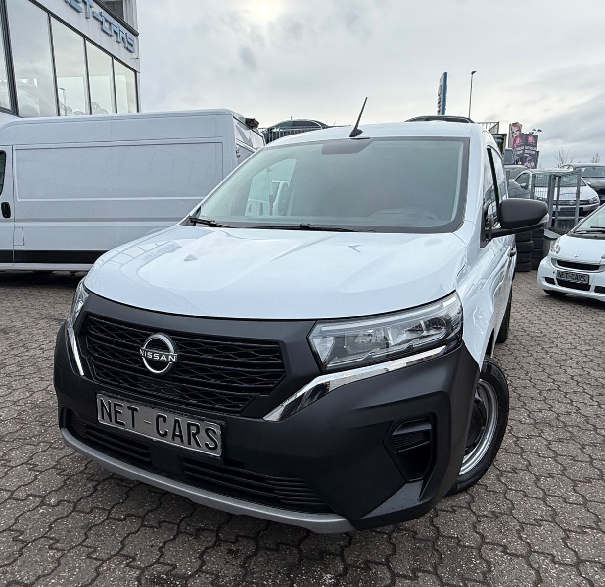 NISSAN Townstar