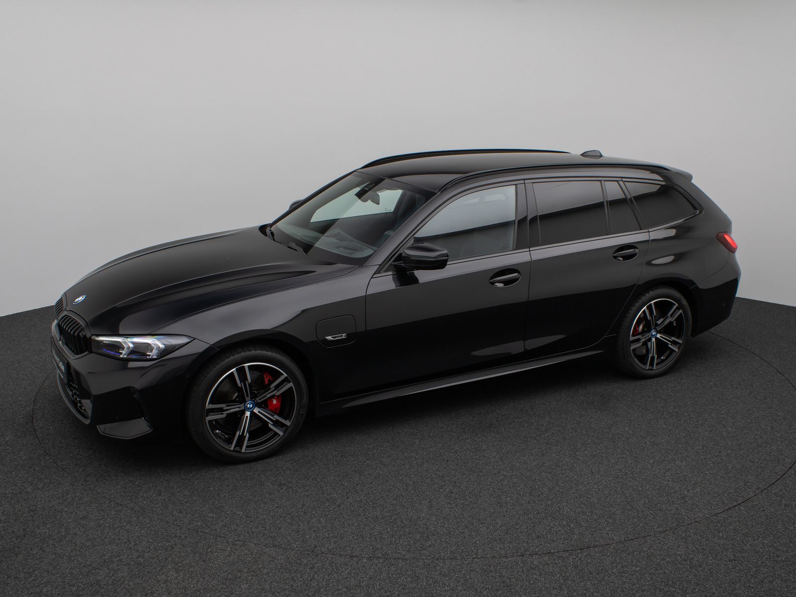 Fahrzeugabbildung BMW 330e M Sport Pro Kamera DAB CockPitPro Komfort