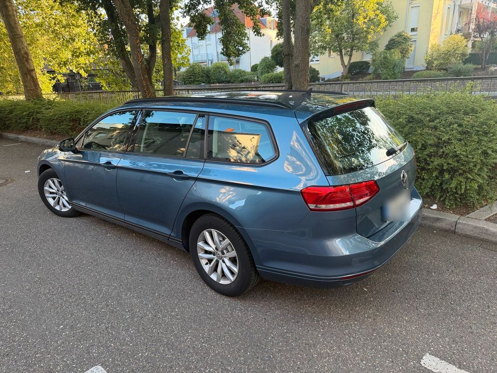 Image of Volkswagen Passat Variant