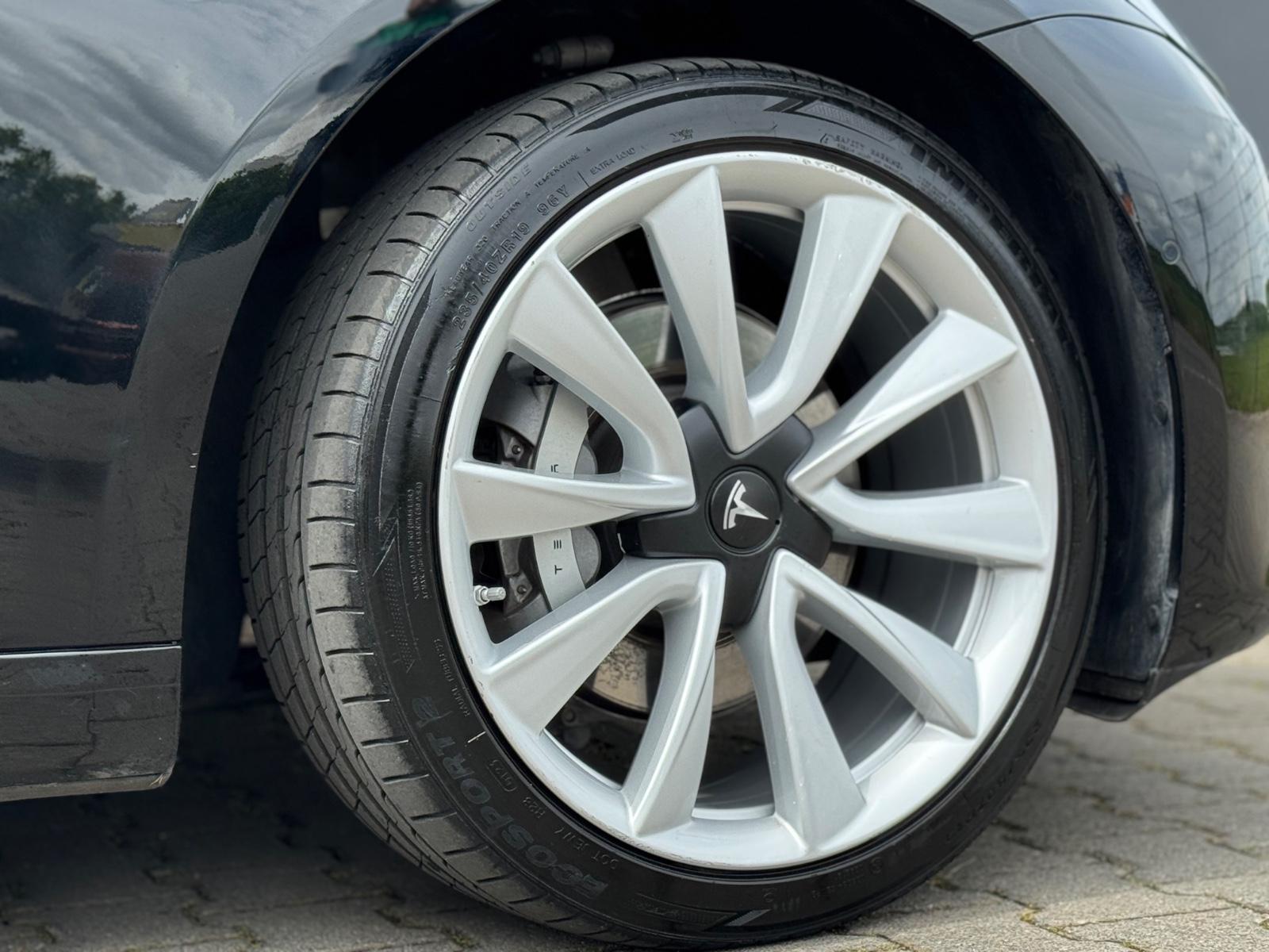 TESLA MODEL 3 RANGE PLUS 306CH - 1ERE MAIN - AUTOPILOT - 65.000 KMS