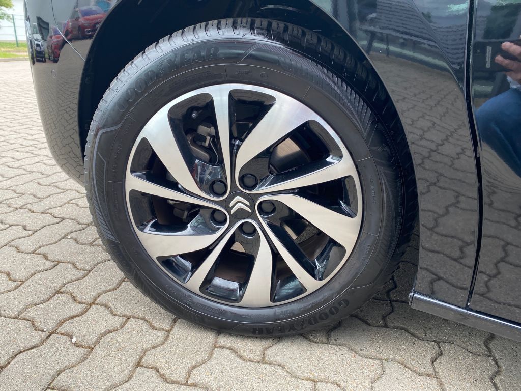 Fahrzeugabbildung Citroën e-Spacetourer XL (75 kWh) Shine*Allwetter*AZV*
