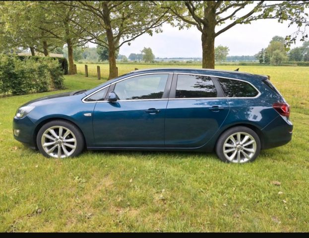 Opel Astra Sports Tourer 1.6 150 Jahre Opel 85kW ...