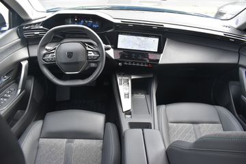 Peugeot 408 - 6