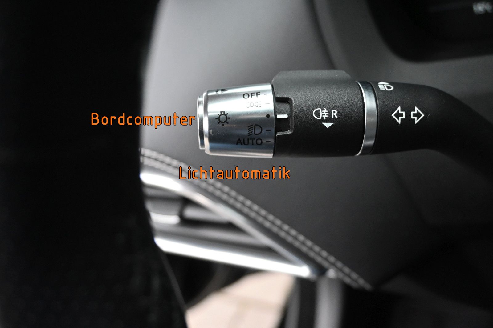 Fahrzeugabbildung Jaguar XE D200 R-DYNAMIC S AWD °HEAD-UP°KEYLESS°TECHNO°