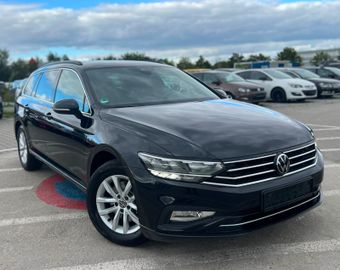 Volkswagen Passat Variant - 1