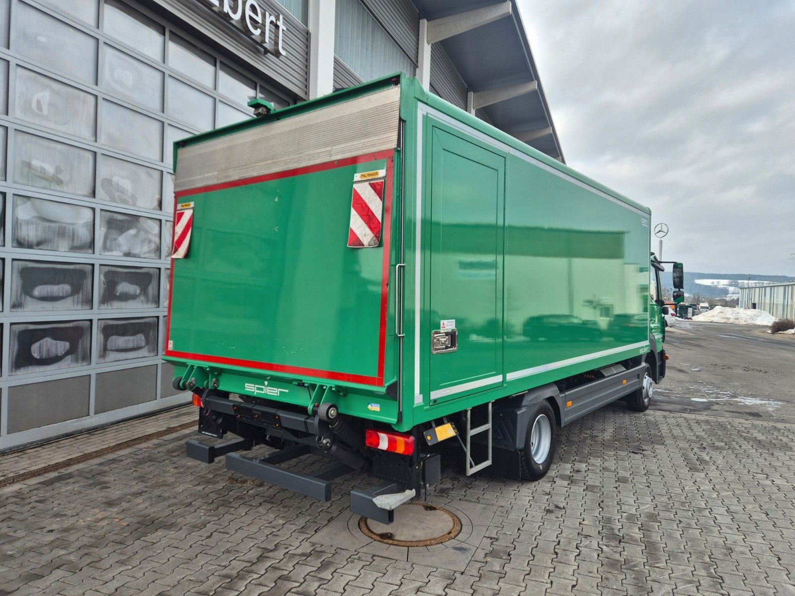 Fahrzeugabbildung Mercedes-Benz Atego 1223 L LBW 2.000kg Klima