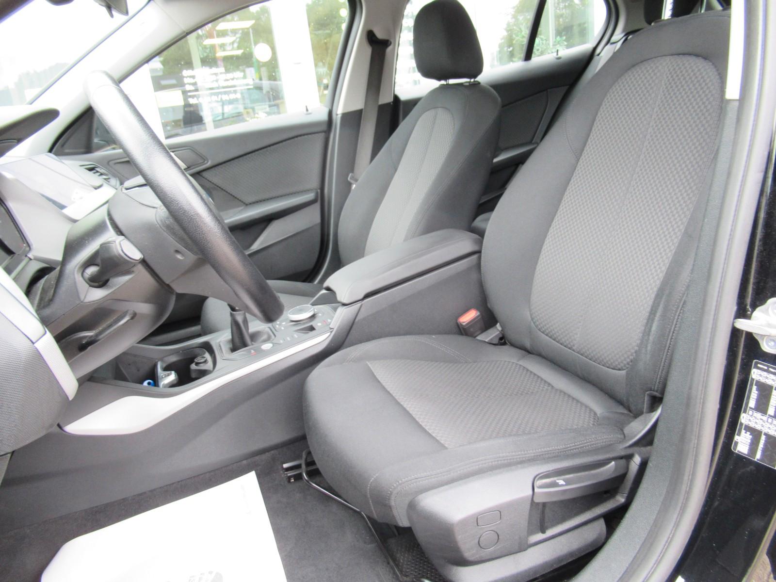 BMW 116 1 Limousine 116 i, миниатюра 11