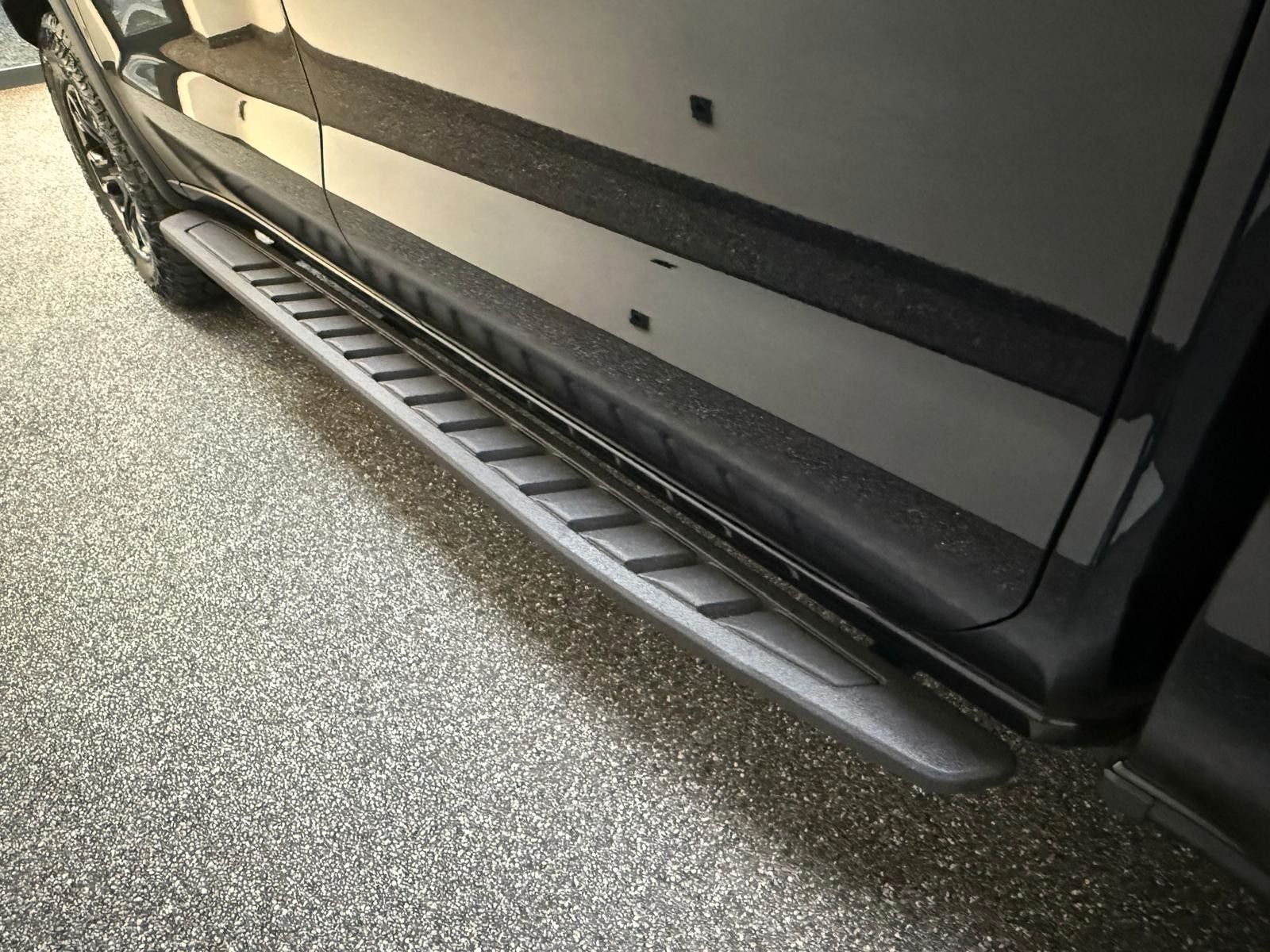 Fahrzeugabbildung Chevrolet 2026 SILVERADO ZR2 OFF ROAD-SIDE ST 6.2L V8-4x4