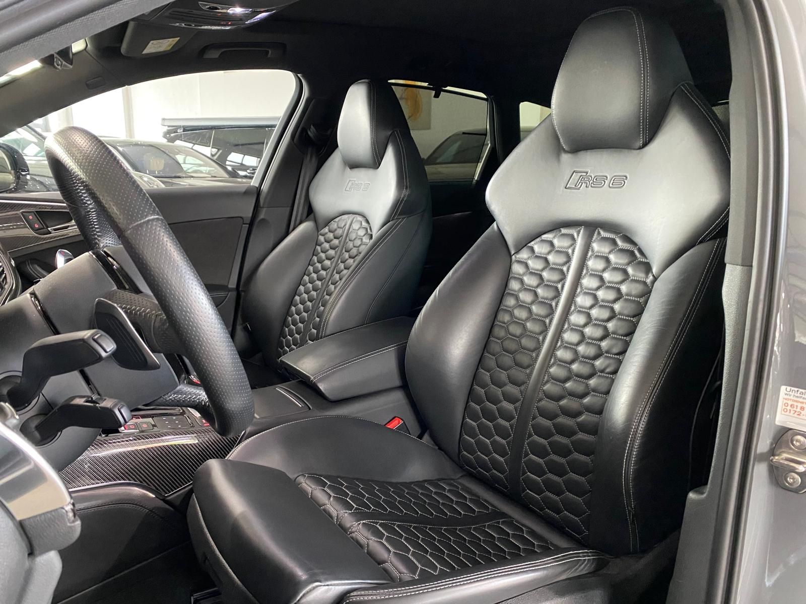 Fahrzeugabbildung Audi RS6 4.0 TFSI quattro performance