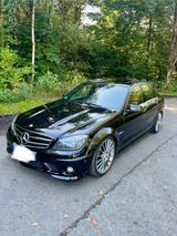 Mercedes-Benz C 63 AMG Performance/Drivers Package/Deutsch - gebrauchte Mercedes-Benz C 63 AMG aus dem Jahr 2010