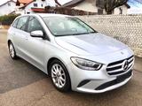Mercedes-Benz B 180 Progressive Mod.2021 -WIDESCREEN*NAVI*PDC! - Mercedes-Benz W202