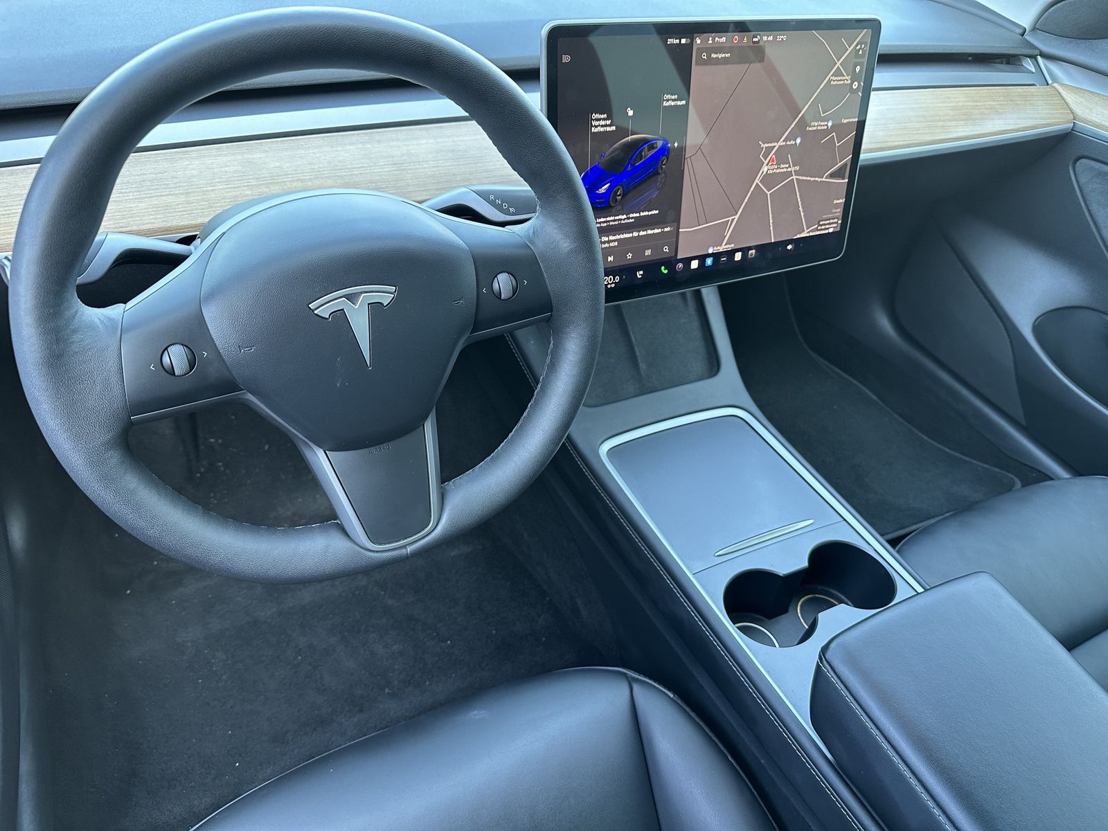 Fahrzeugabbildung Tesla Model 3 RWD NAV+LED+ACC+KAMERA+PANORAMA+1HD+18ZO