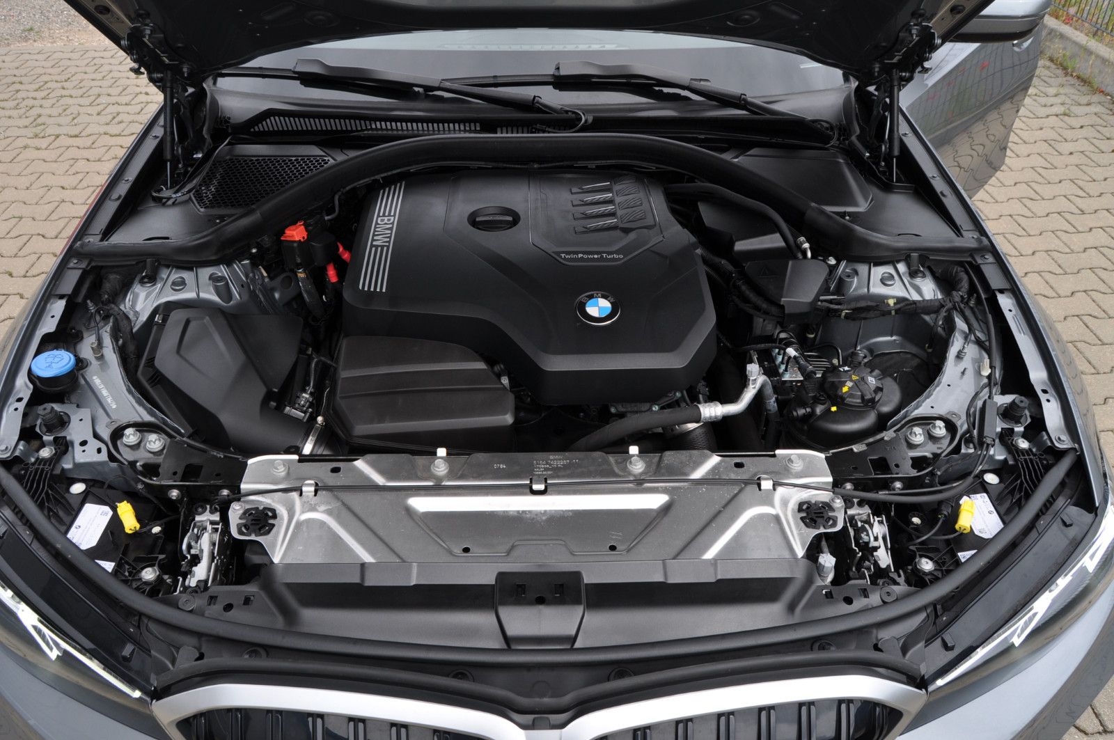 BMW 318i Touring Aut. LED Widescreen DAB Tempomat foto 10