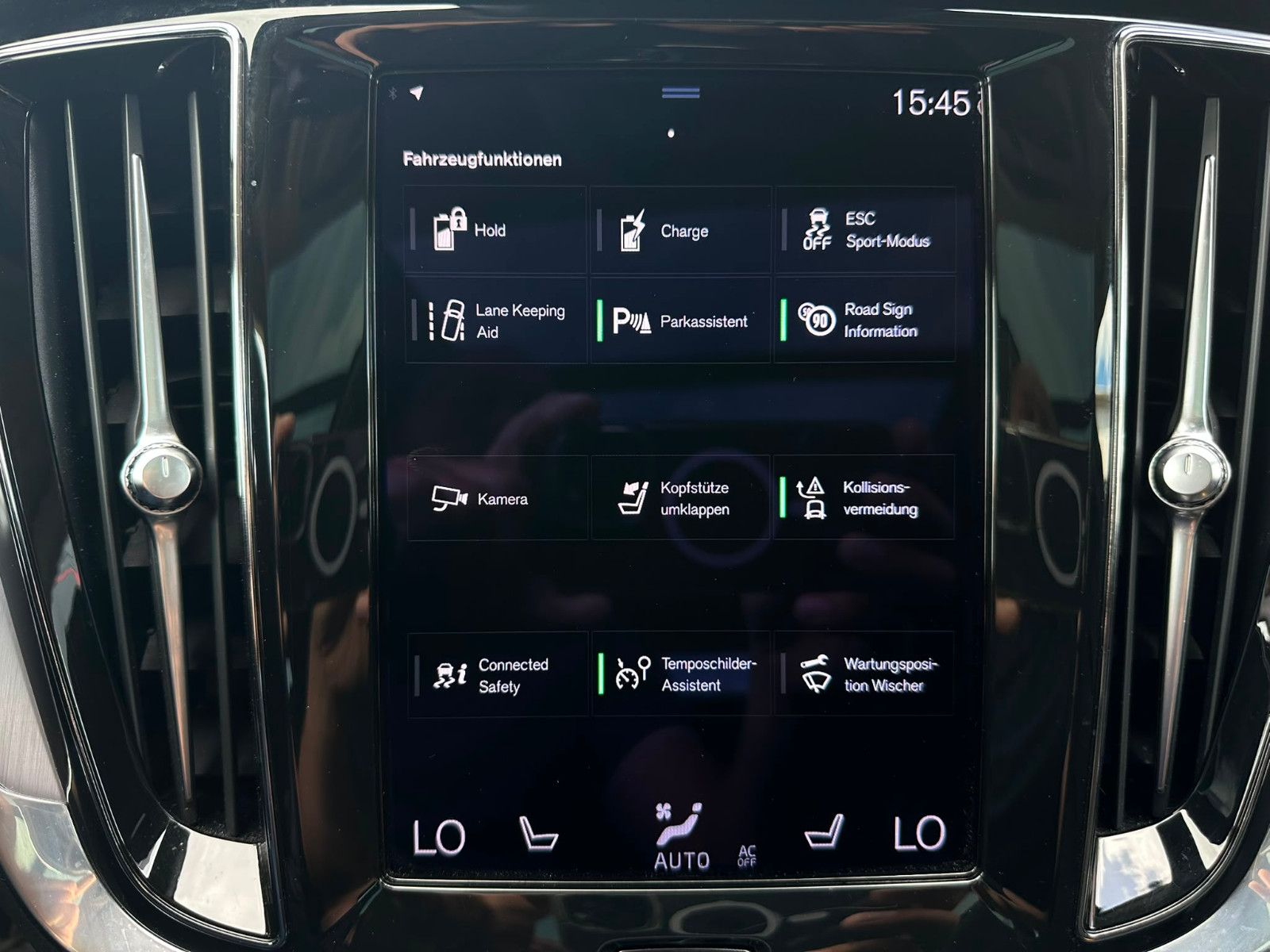 Volvo V60 Kombi R Design Expression Recharge Plug-In H foto 21