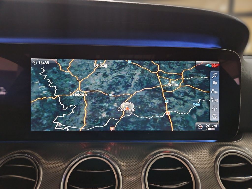 Fahrzeugabbildung Mercedes-Benz E 400 d 4M Luxury Pano Memory Totwi. LED 360°