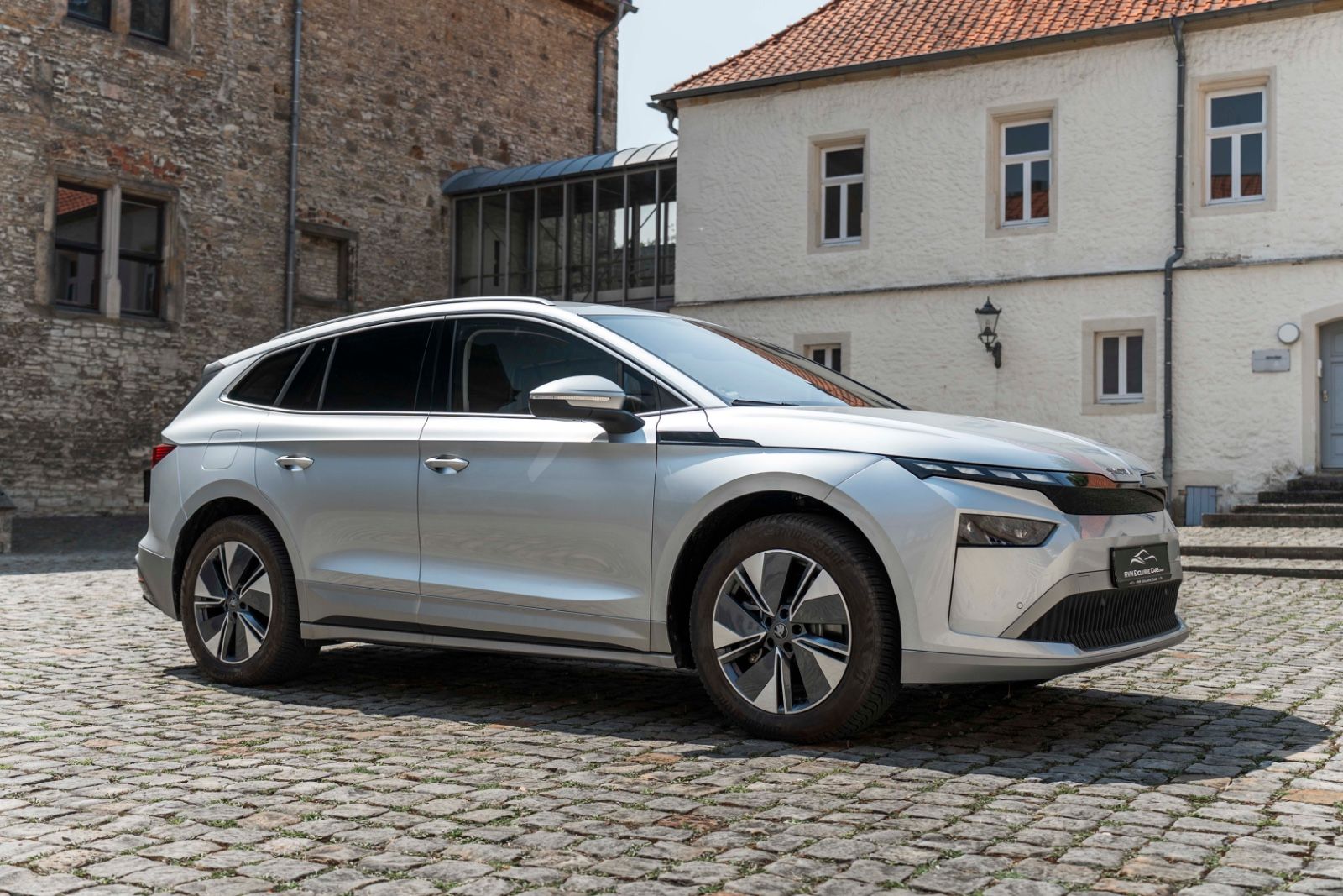 Fahrzeugabbildung SKODA Enyaq 85 LOFT CANTON HUD LED 360° AHK ACC