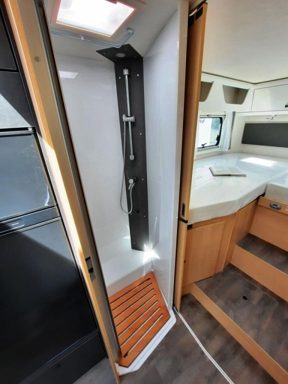 Fahrzeugabbildung Sunlight T 68C Adventure Edition Verfüg./Sparen Sie 3.811