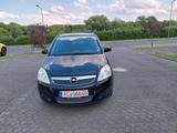 Opel Zafira 1.6 Twinport ecoFLEX Cosmo,Tüv Neu - Opel Zafira Gebrauchtwagen in Aachen