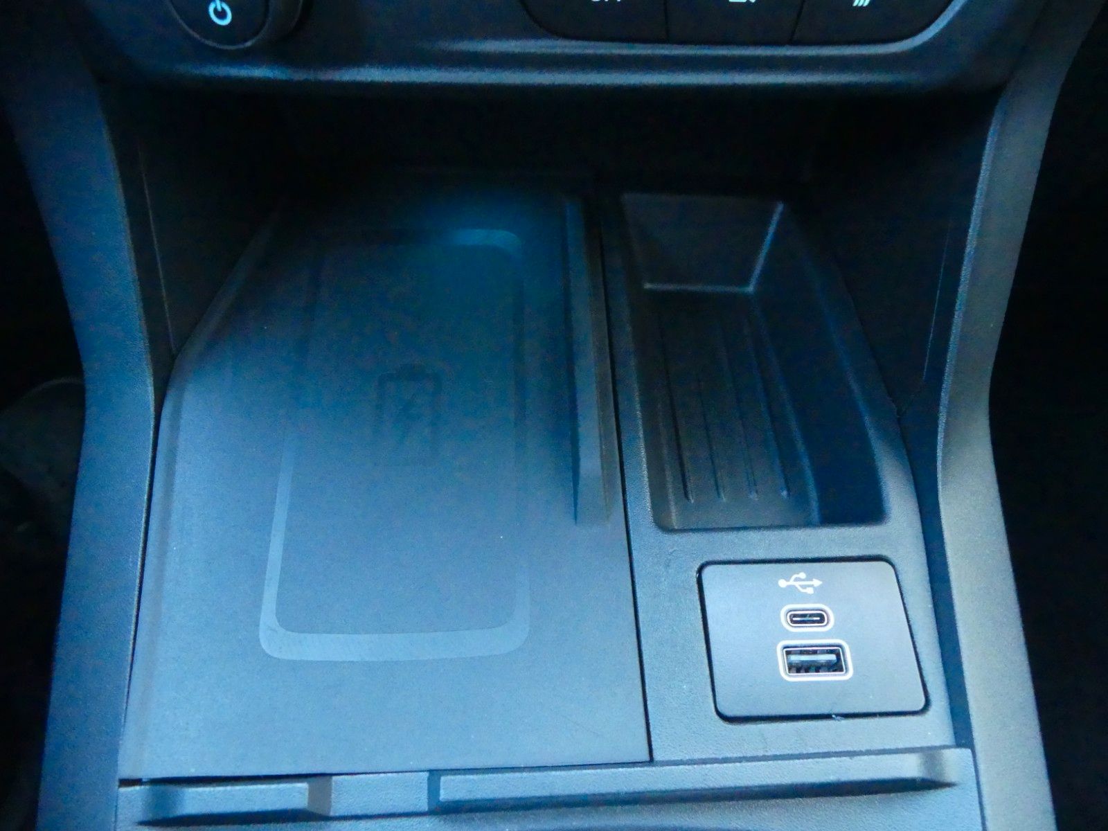 Fahrzeugabbildung Ford Puma ST X*Panoramadach*AHK*Blis*neues Modell