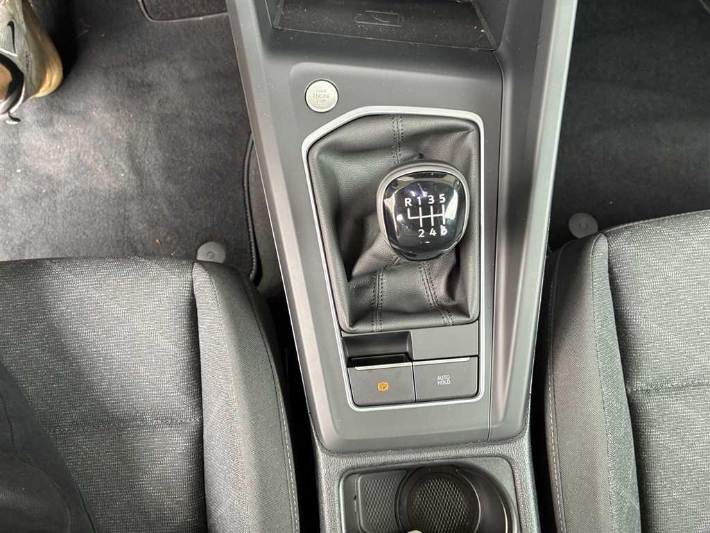 Volkswagen Golf Variant Life 2.0 TDI Winterpaket Standhz