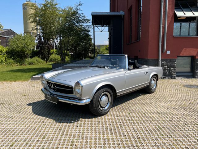 Mercedes-Benz 230 SL