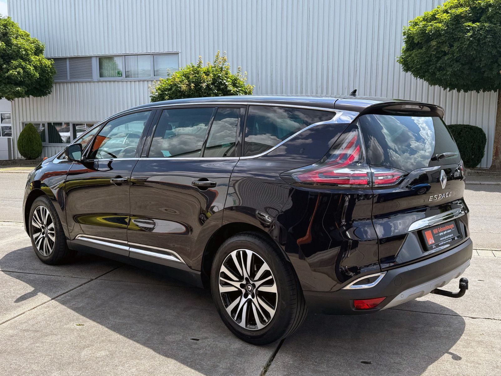 Fahrzeugabbildung Renault Espace V Initiale Paris 2.0 dCi LED ACC KAM AHK
