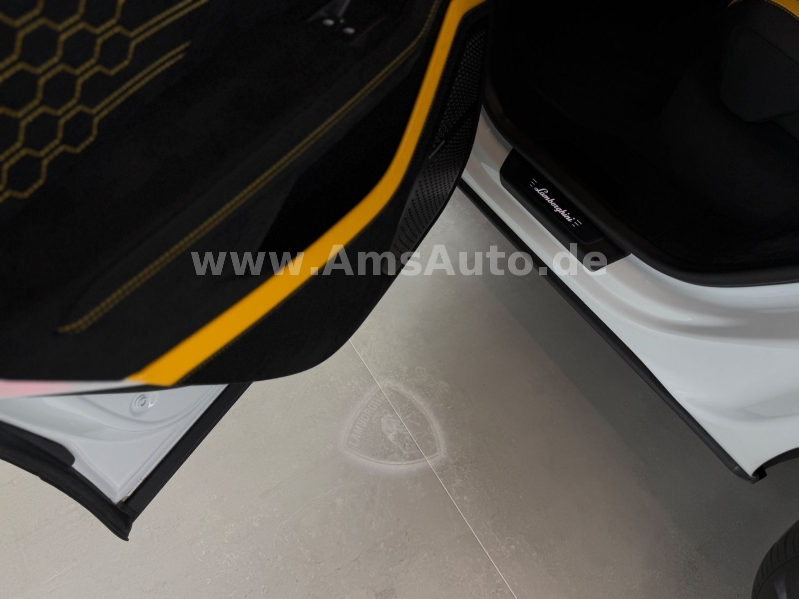 Urus 4.0 V8 Performante Full Carbon Full PPF