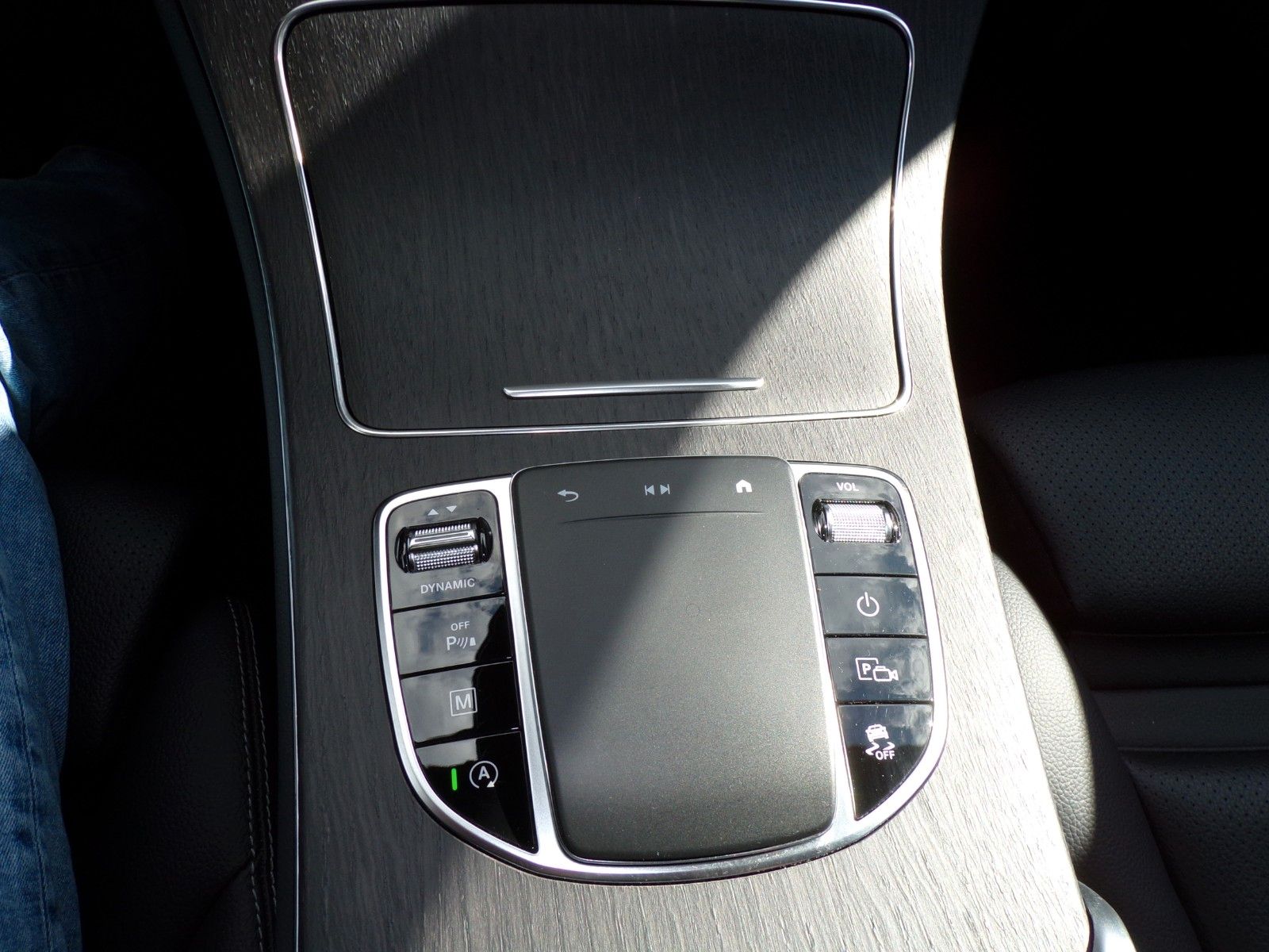 Mercedes-Benz GLC Coupe 220d 4M HUD LKA KAM VZA DTR+ Ambiente foto 22