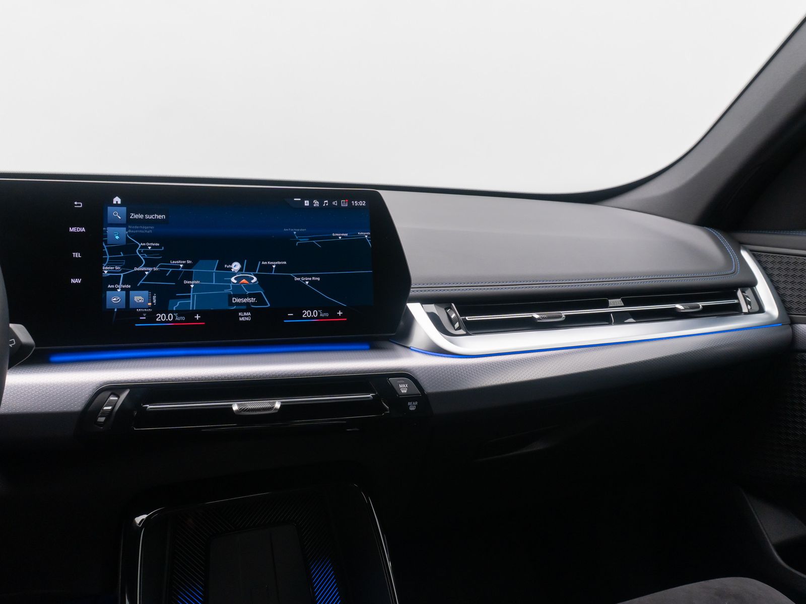 Fahrzeugabbildung BMW iX1 xD30 M Sport DAB Kamera FernlichtAss Komfort