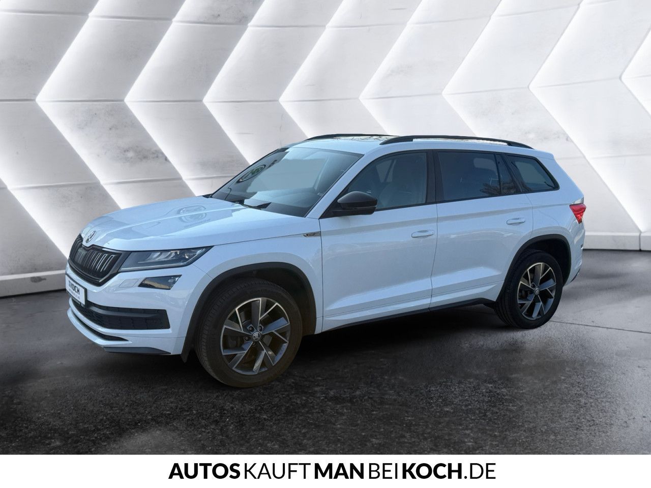 Skoda Kodiaq 2.0 TDI DSG 4x4 Sportline NAVI 7-SI LED imagem 3