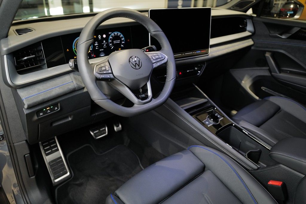 Volkswagen Tayron eHybrid R-Line BlackStyle Voll! Liste 75k imagem 3