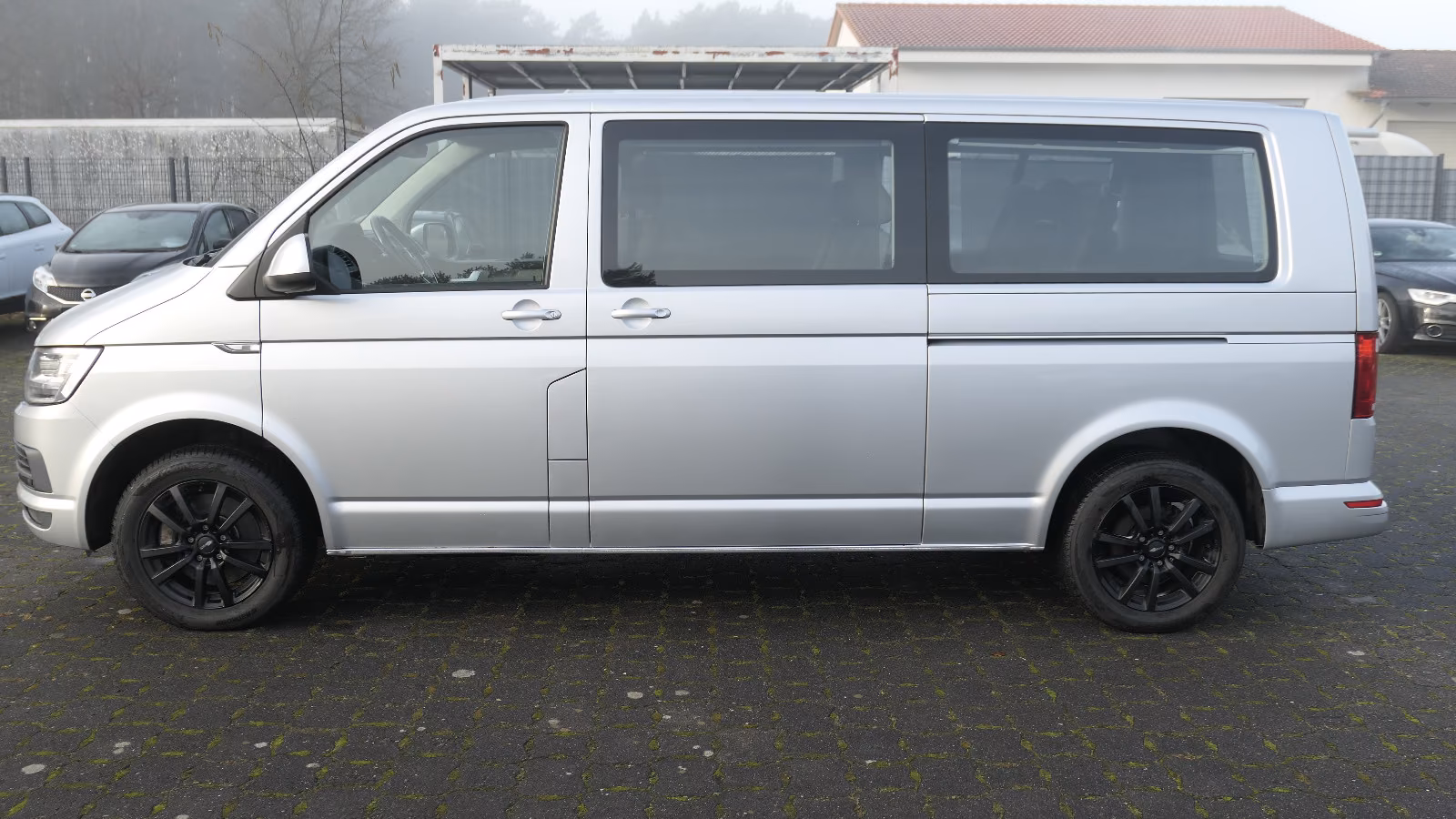 Volkswagen T6 Caravelle Comfortline lang/1-Hand/ACC/Euro6