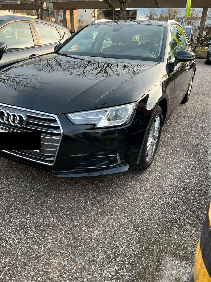 AUDI A4 2.0 TDI 140kW ultra S tronic sport Avant ...