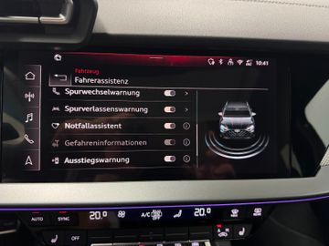 Fahrzeugbestand 22 Audi A3 Sportback TFSI S line Pano Matrix 360Grad