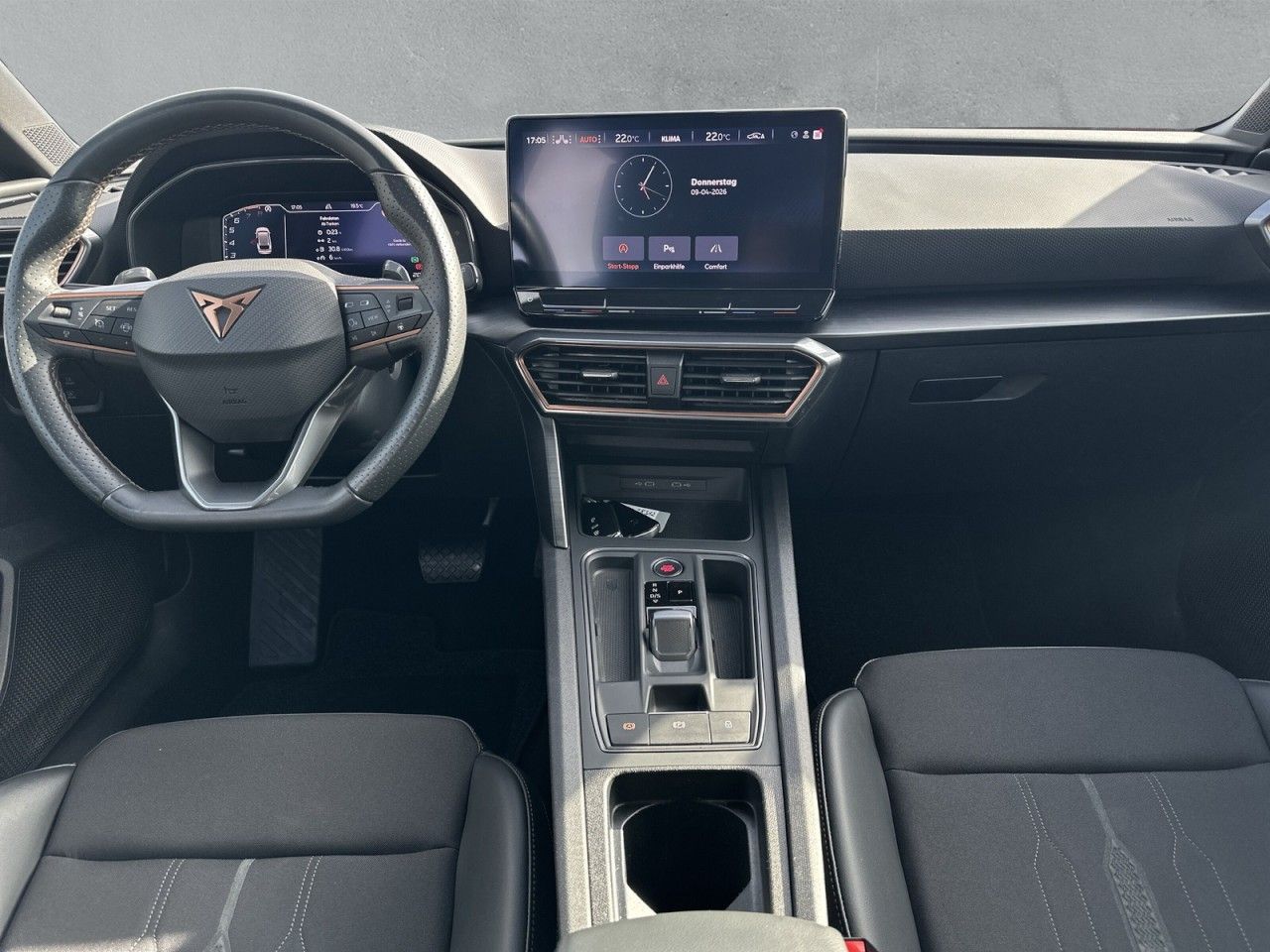 Fahrzeugabbildung CUPRA Leon Sportstourer 1.5 eTSI 150 PS DSG - mit KI generiert/bearbeitet