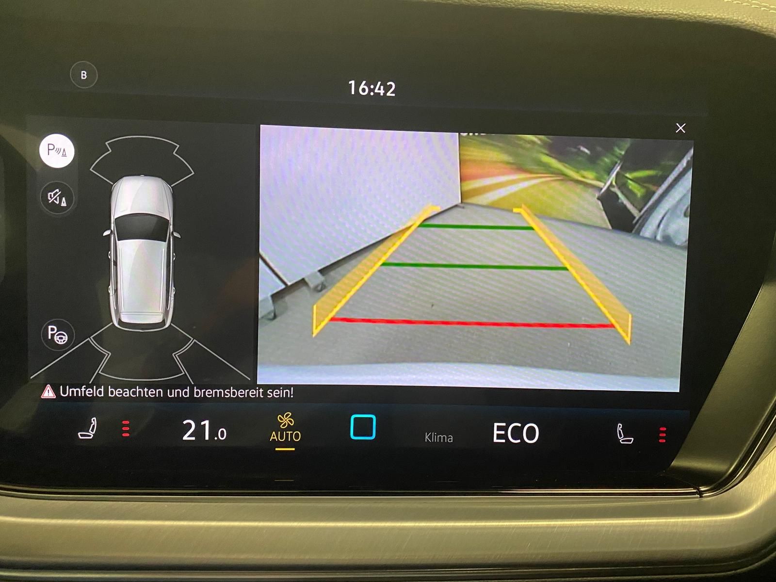 Fahrzeugabbildung Volkswagen Touareg 3.0 V6 TDI 4Motion Elegance+AHK