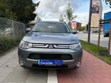 Mitsubishi Outlander ClearTec Invite 4WD 4x4 Automatik - Mitsubishi: Grau