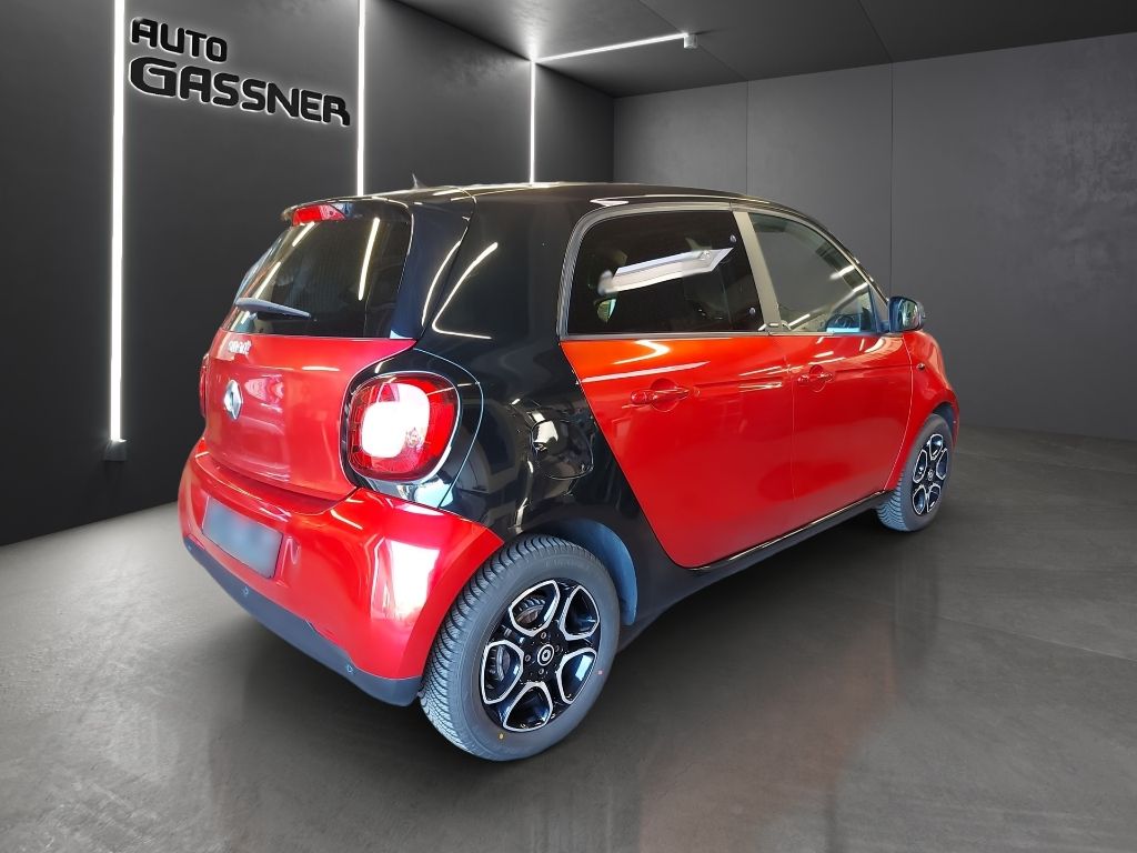 Fahrzeugabbildung Smart SMART FORFOUR 1.0 Passion Sitzheiz. Pano Klima