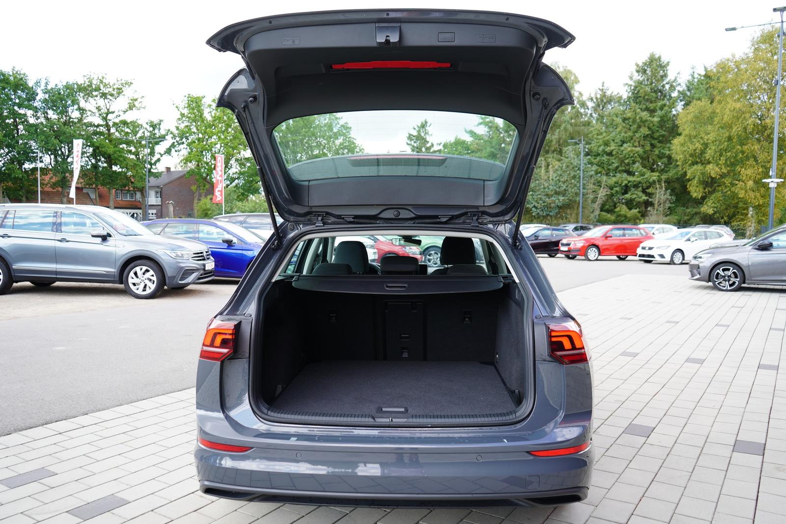 Volkswagen Golf VIII Variant Life DSG LED Navi ACC AHK PDC, миниатюра 26