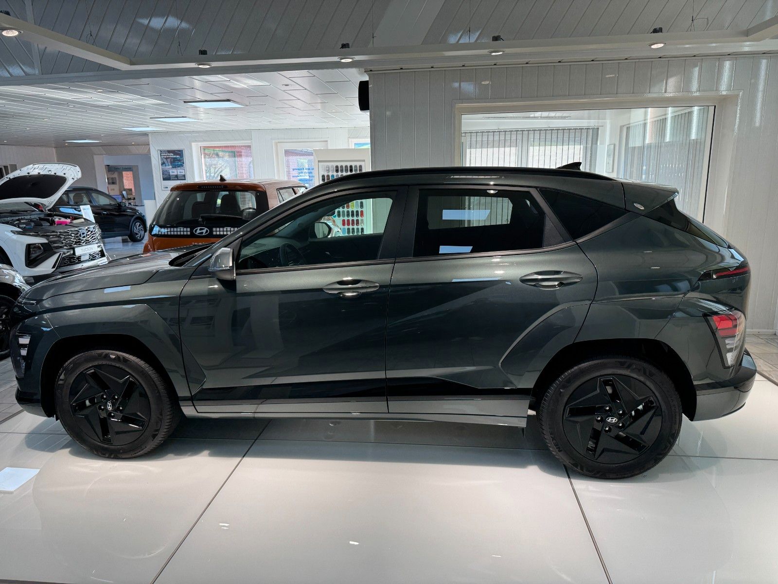 Hyundai KONA Elektro 49 kWh Trend Navi Kamera Leasing imagem 3