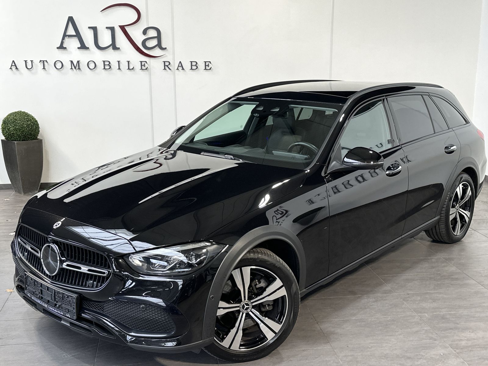 Fahrzeugabbildung Mercedes-Benz C 220d T All Terrain 4M NAV+LED+PANO+AHK+ACC