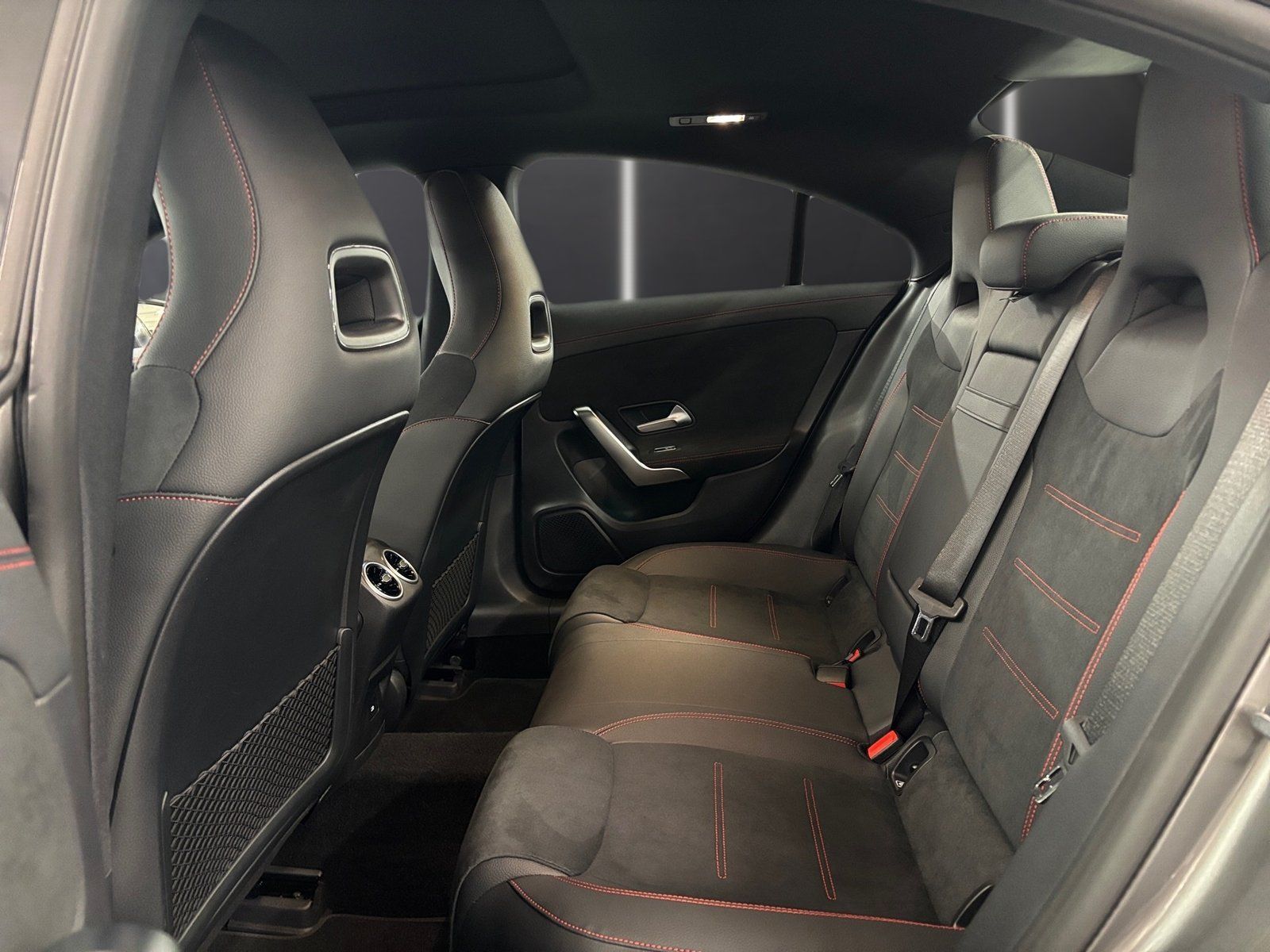 Fahrzeugabbildung Mercedes-Benz CLA 250 e AMG*Pano*Distroni*360°*MultiBeam*11kW*