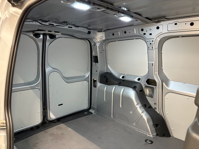 Caddy Cargo 2.0 TDI AHK NAVI SHZ TEMPOMAT